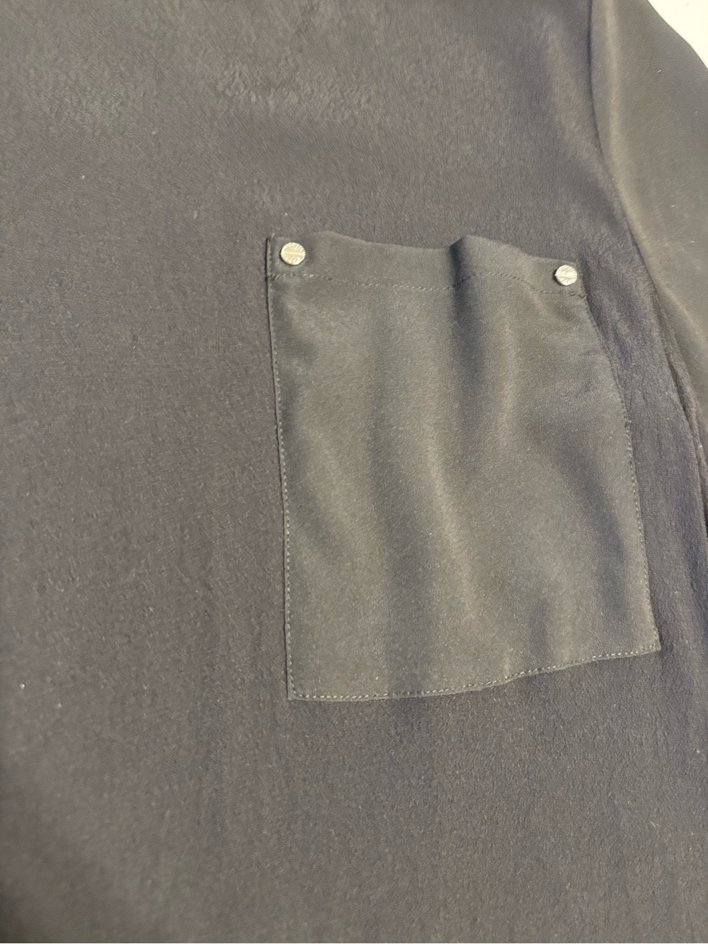 MICHAEL Michael Kors Black Short-Sleeve High-Low Blouse - Picture 2 of 4